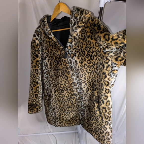 Plus Size Reversible Coat | Animal Print Teddy & Black Parka - Picture 6 of 6